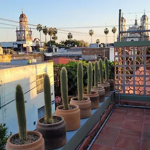 https://departamento-mis-marias.guadalajarahotels.info